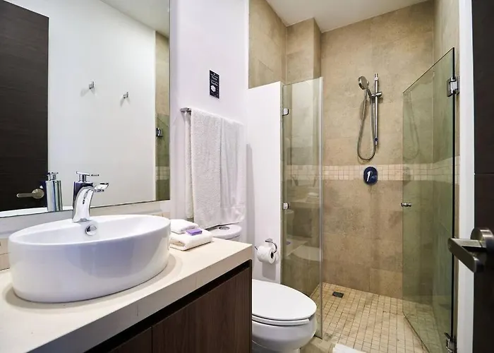 Serene Private Rooftop Jacuzzi Penthouse 2 Pools 5 Min To + Gym Apartamento